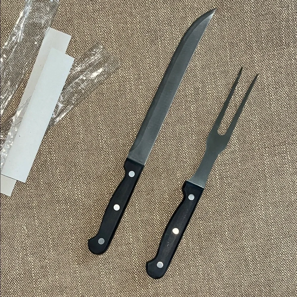 Sleek Black and White Knife Set
